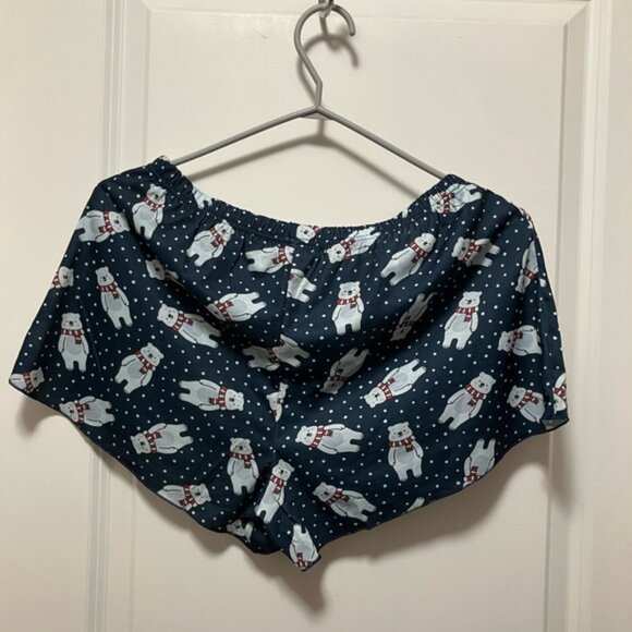 Pajamas with polar bears. - Picture 2 of 6